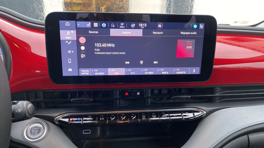 500 118 43 kWh Red - Automatique 2022 occasion 44310 Saint Lumine De Coutais