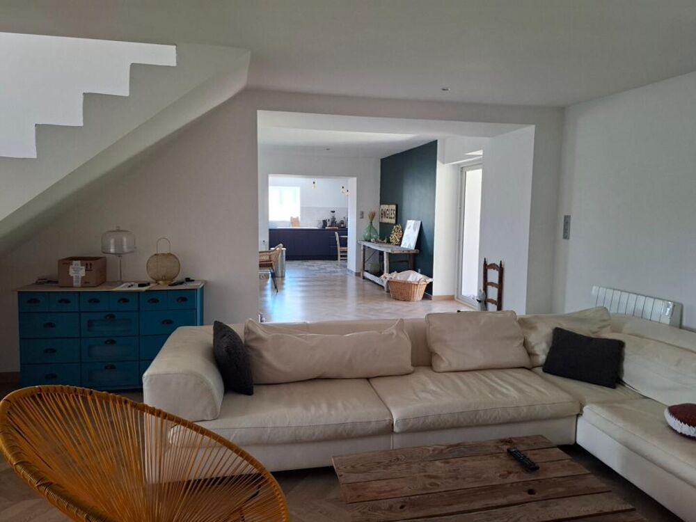 Vente Maison PAYS DE FORCALQUIER, BELLE PROPRIETE DE 140 M² AVEC GARAGE + GÎTE, CHAMBRE D'HÔTE ET PISCINE SUR PLUS D'UN HECTARE DE TERRAIN Ongles