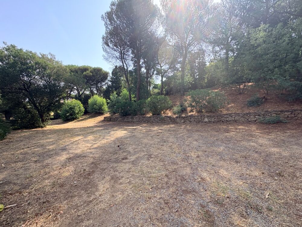Vente Terrain Terrain à vendre de 1 540,00 m² SAINTE MAXIME (83) Sainte maxime