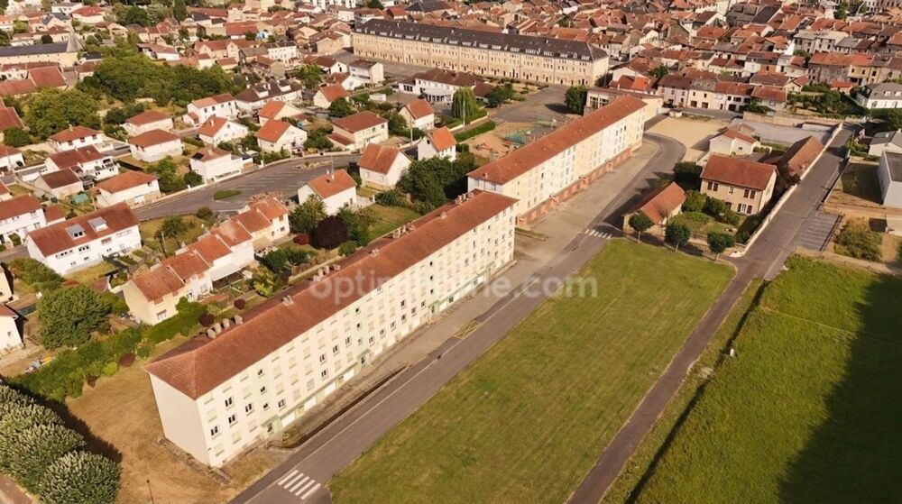 Vente Immeuble STENAY – ENSEMBLE IMMOBILIER 72 LOGEMENTS – 27 GARAGES – PROCHE BELGIQUE ET LUXEMBOURG Stenay