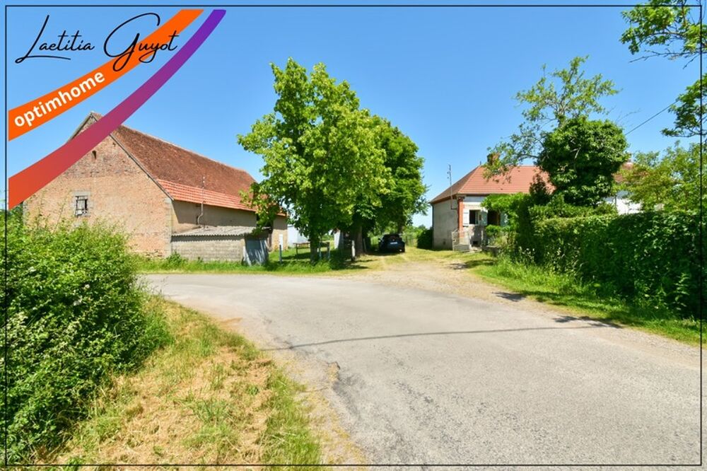 Maison de campagne avec grange et 8 200 m² de terrain  Saint-Léopardin-dAugy