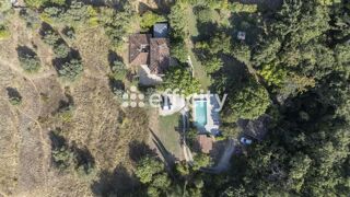  Propriété/château à vendre 6 pièces 207 m²