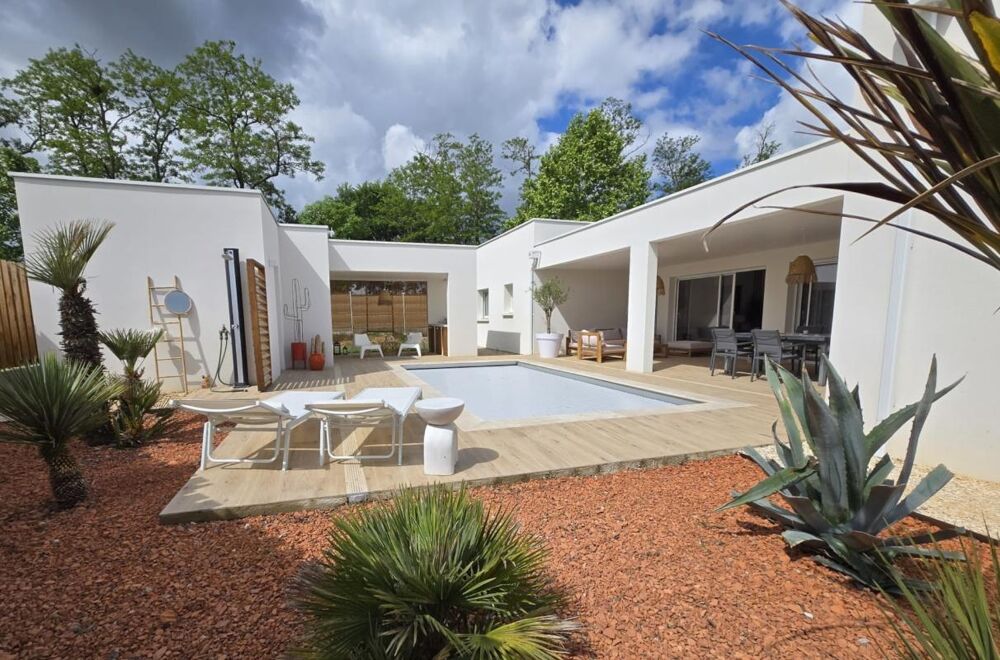 Maison de haut standing à vendre 8 pièces BOULAZAC (24)