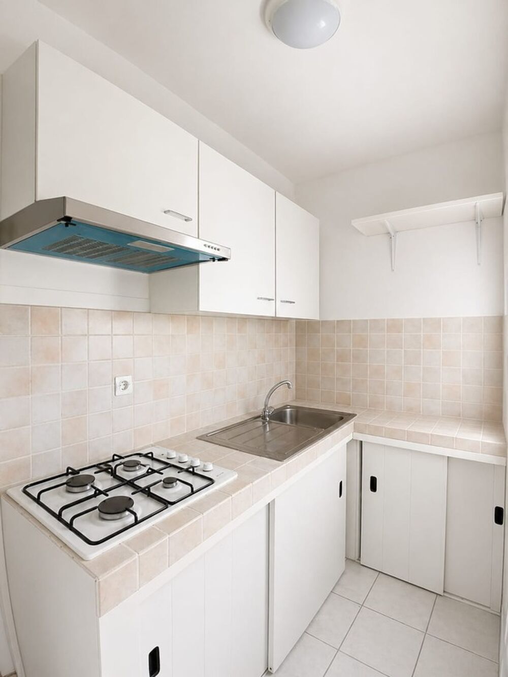 A VENDRE T2 RARE AVEC GRANDE TERRASSE VUE MER SCHOELCHER (972)