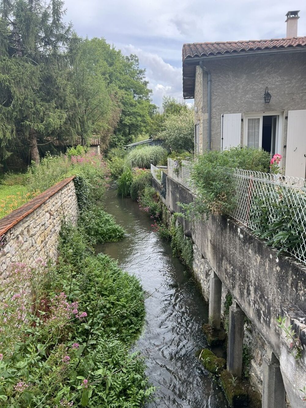 Maison 4 pièces 86 m² · à Champagne Mouton · 86 m² · 92 000 €