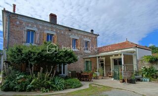  Propri�t�/ch�teau � vendre 12 pi�ces 255 m�