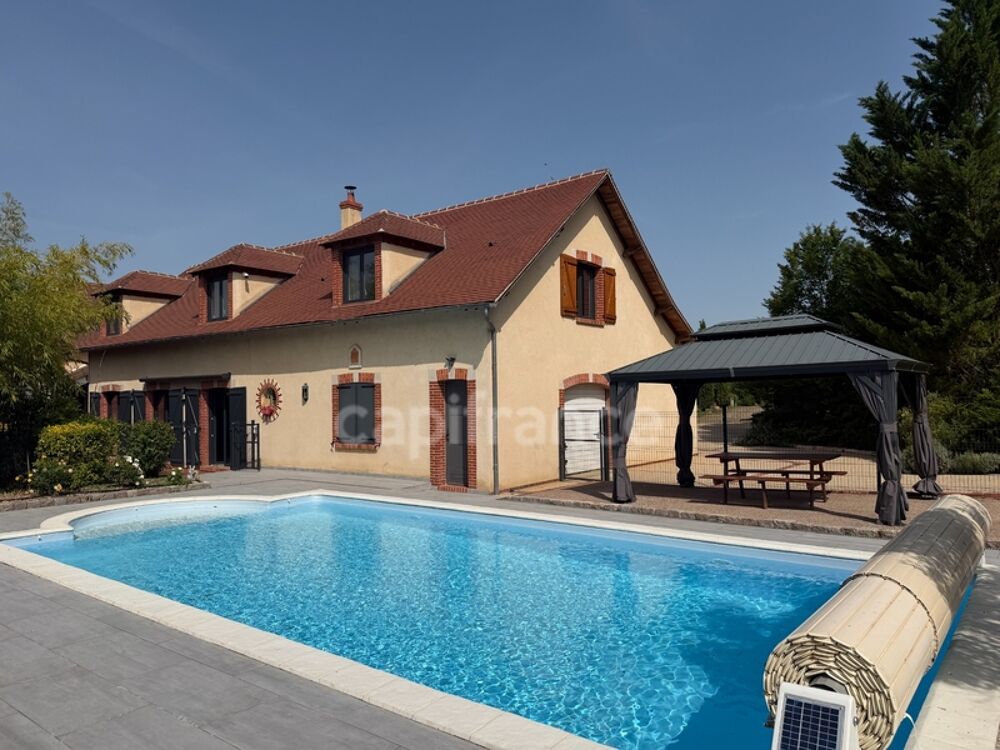Maison à vendre CHAMPS SUR YONNE (89) Magnifique propriété de 272 m² 6 Chambres Piscine Terrain de 4800 m2