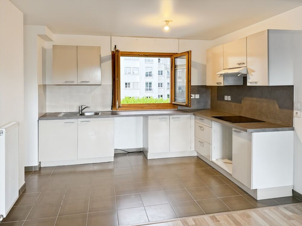 Vente Appartement Montreuil Bas-Montreuil – T3 traversant lumineux avec balcon – Parking en option Montreuil