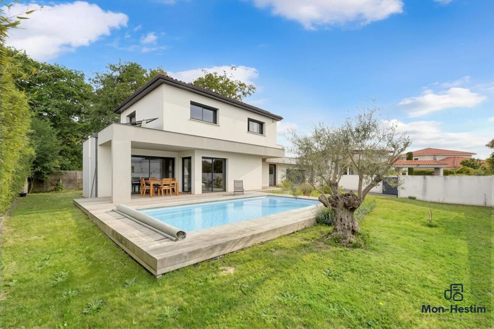 Vente Villa Villa d'architecte - Piscine chauffée - Double garage - DPE B - proche Thalès, Airbus Toulouse