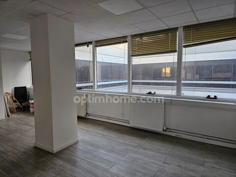  bureau de 37 m2 à vendre à Cergy au prix de 74000 euros 