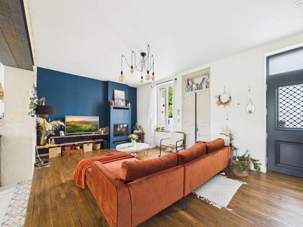 Vente Maison Maison de 110 m2 à Poitiers , quartier Chilvert, 3 chambres, jardin, vaste sous sol Poitiers