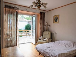  Maison � vendre 15 + pi�ces 295 m�