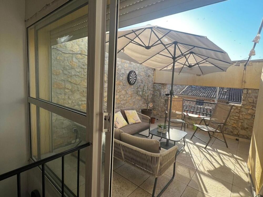 Maison de village avec terrasse tropézienne à vendre  Rousset (13790)