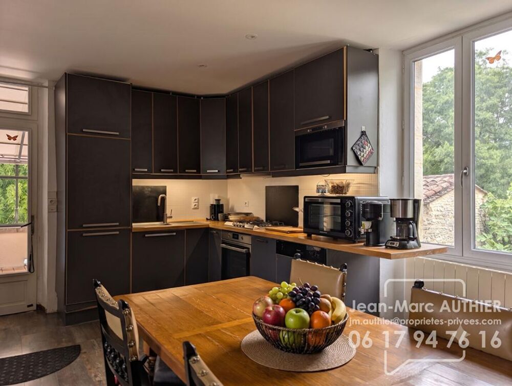 Vente Maison Léobard (46)  Ensemble en pierre du 18ème siècle 345 000 Leobard
