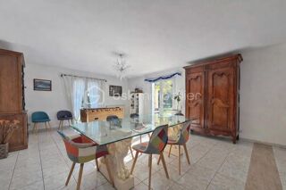  Villa � vendre 8 pi�ces 180 m�