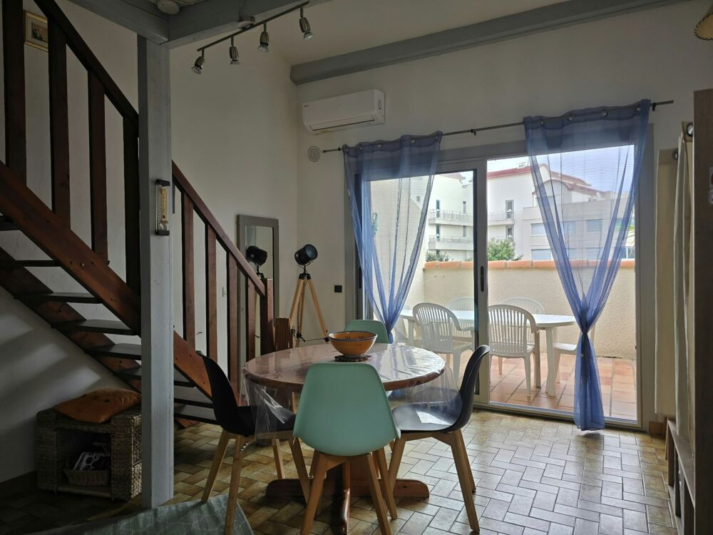 Vente Maison Charmante maison avec terrasse, 4 à 6 couchages et parking privatif, à deux pas du port Gruissan