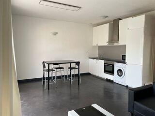  Appartement à louer 2 pièces 45 m²