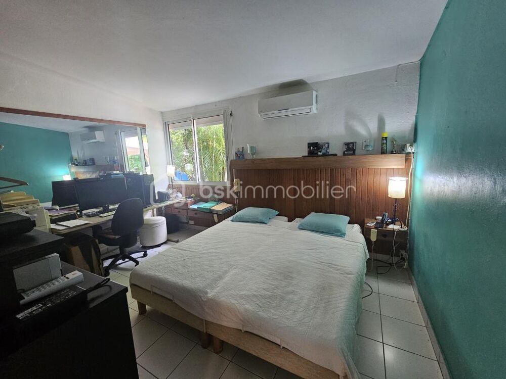 à vendre  Propriété/château Saint-François (97118)