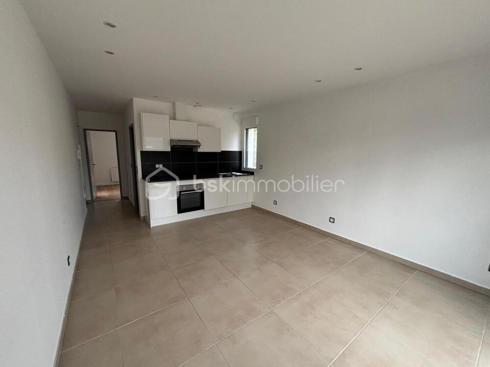 Location Appartement Appartement F2 récent avec terrasse, balcon et parking Etampes