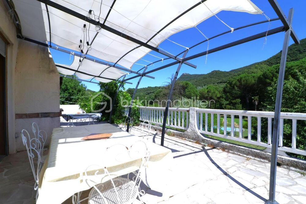 Propriété 7 pièces, 230 m² et 9070 m² de terrain