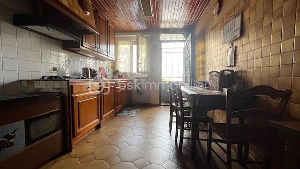 *** MAISON DE VILLAGE - 3 CHAMBRES - GARAGE ***