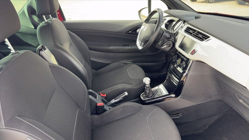 DS3 1.2 PureTech 110 So Chic 2016 occasion 76230 Isneauville