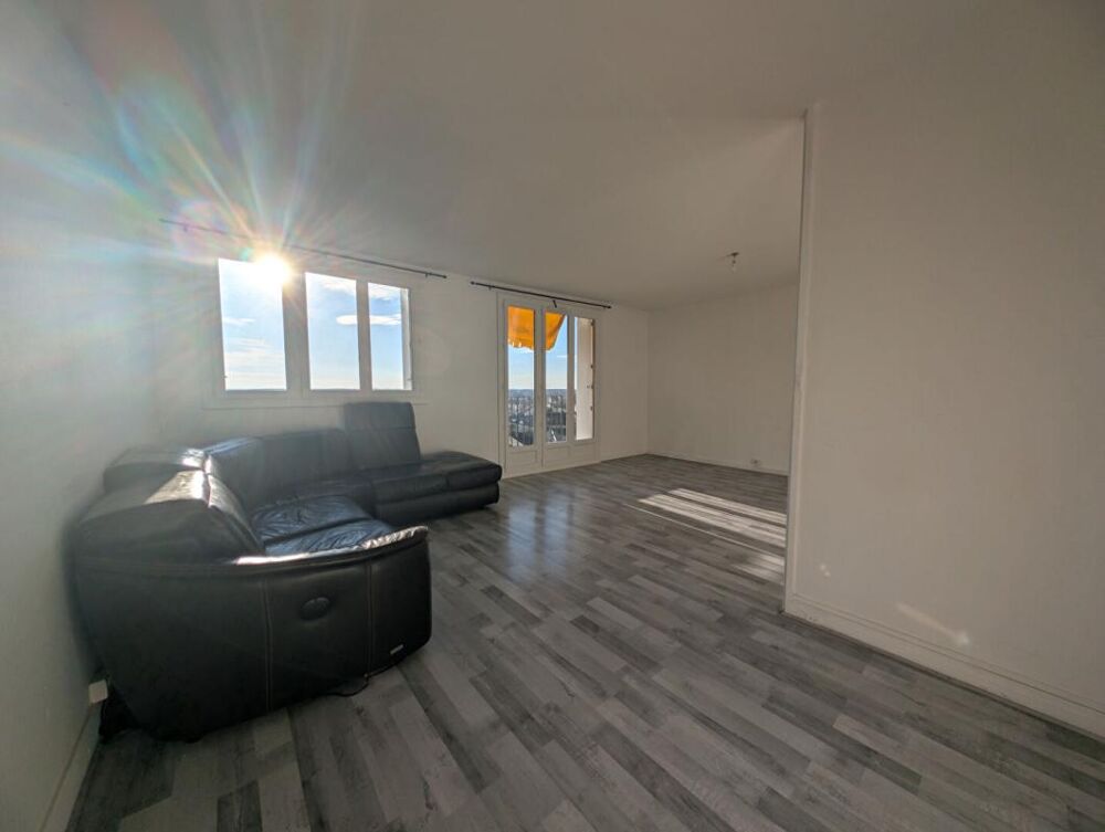 Lumineux, spacieux, sans vis-à-vis : votre futur appartement T5 à Dreux