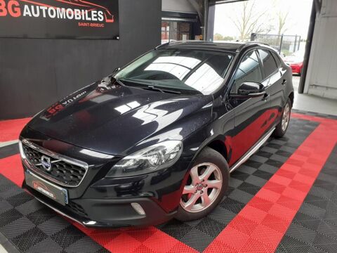 Volvo V40 Cross Country 115 CH SUMMUM - GARANTIE 6 MOIS 2014 occasion Trégueux 22950