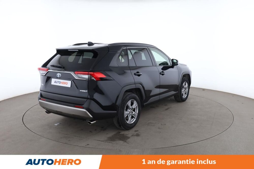 RAV 4 2.5 Hybride 2WD Dynamic 218 ch 2022 occasion 92130 Issy-les-Moulineaux