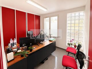  Immeuble à vendre 240 m²