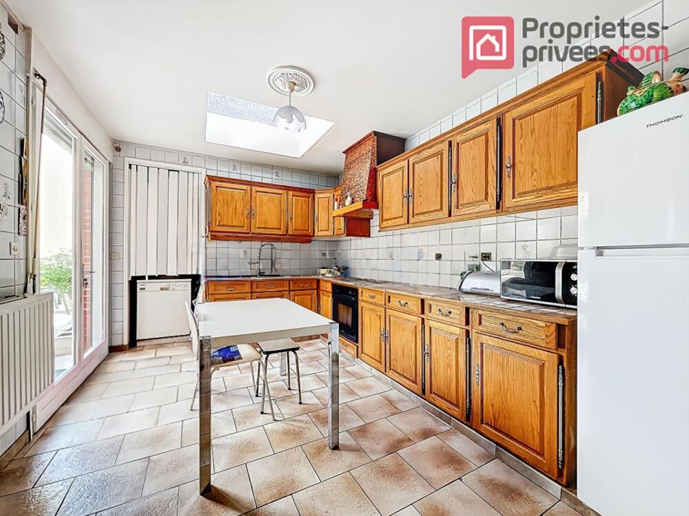 À vendre - Maison 8 chambres - 207 m² habitables - 3 garages -Jardin - Quartier recherché de Lille - Vieux lille