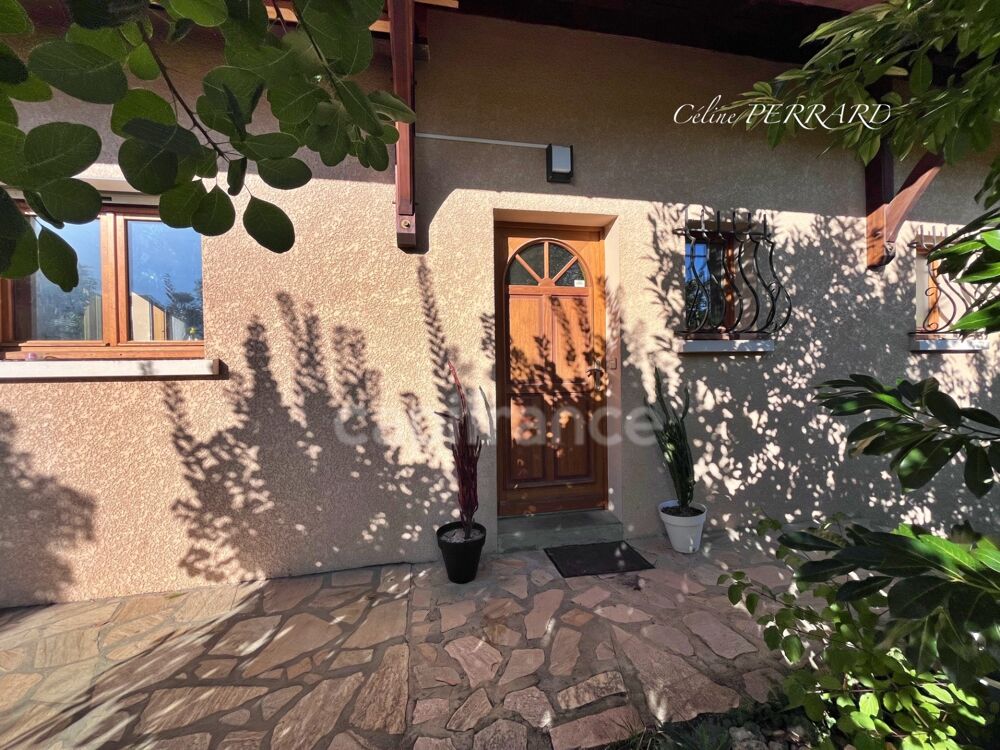 Vente Maison Maison SCIEZ (74), Maison 4 chambres avec piscine et vue lac - sous-sol, double garage, terrain, calme. Un cadre de vie très agr Sciez