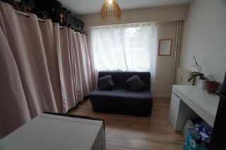  Appartement à louer 4 pièces 95 m²