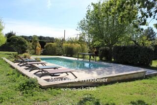Vente Maison Référence : 7350-NGU - Maison 8 pièces - 7 chambres dont 3 suites - 280m2 sur 3500m2 - 8min du centre ville d'Aix en Pce Aix en provence