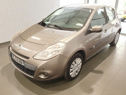 Renault Clio III 1.5 DCI 68 EXPRESSION 5P 2009 occasion Saint-Jeannet 06640