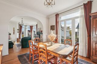  Maison  vendre 9 pices 188 m