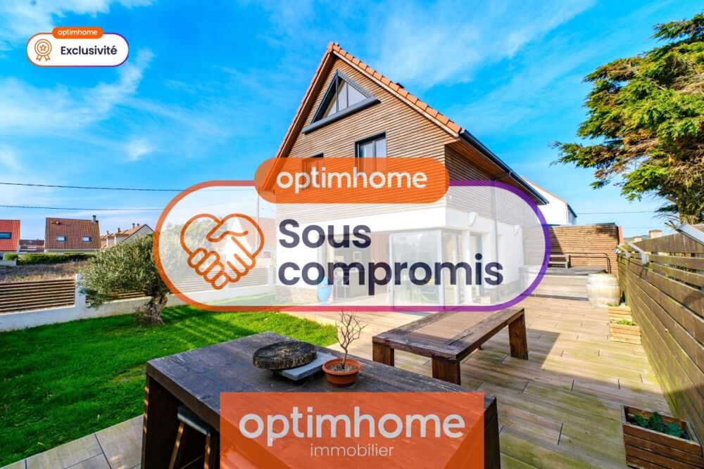 Maison contemporaine récente avec un bel extérieur et vue mer de l'étage