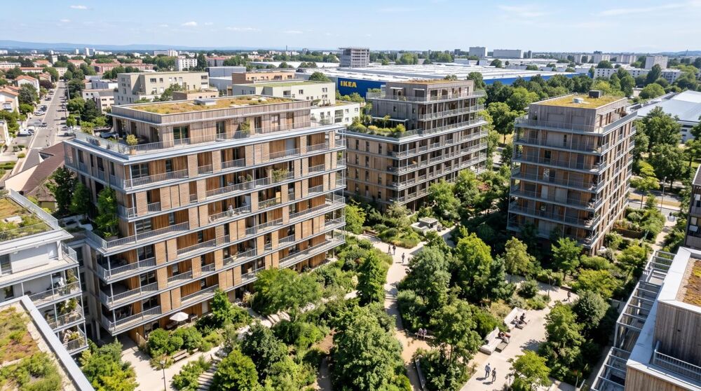 Vente Appartement *** Beau T5 en duplex avec 3 balcons *** Venissieux