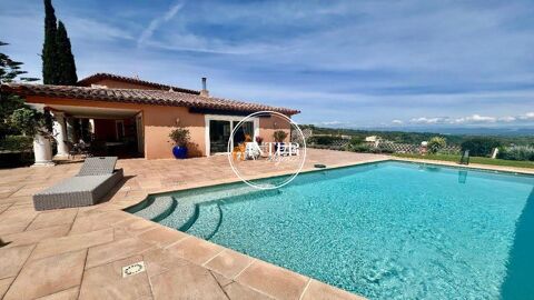   ST AYGULF BELLE VILLA 220 M� SUR 1250 M� PISCINE Villa - 6 pi�ce(s) - 220 m�