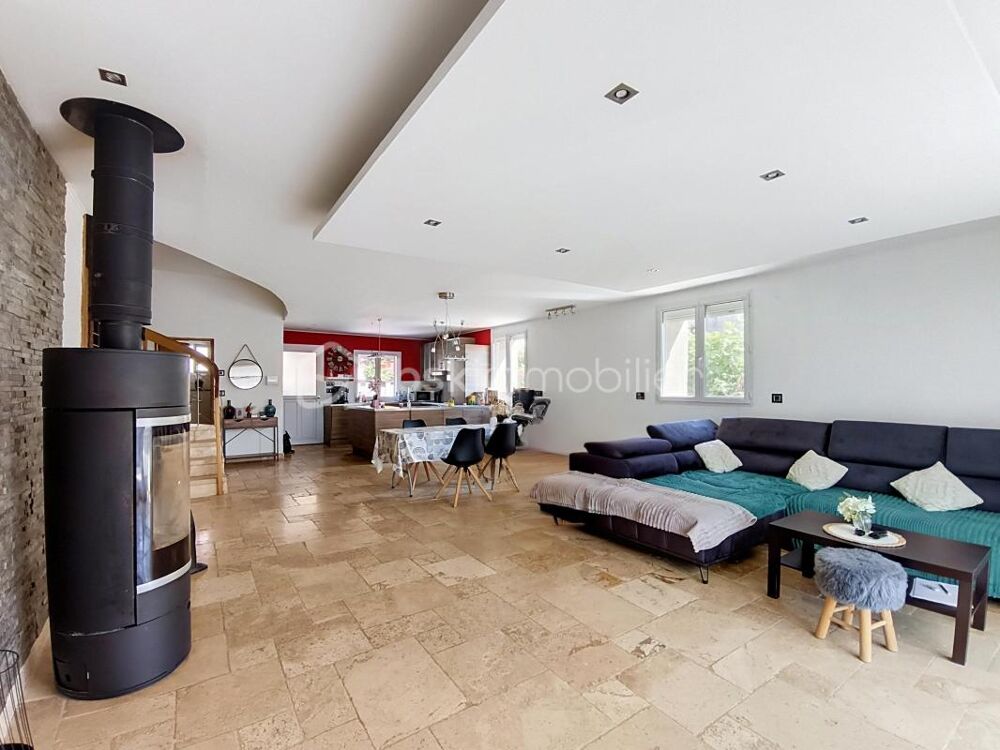 BELLE MAISON FAMILIALE