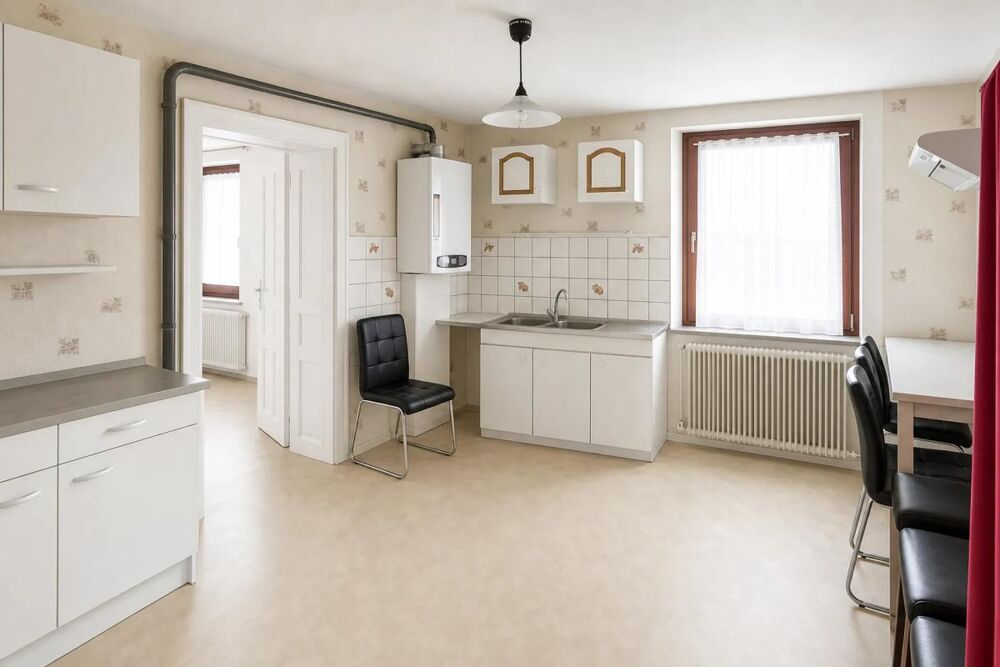 IMMEUBLE de 4 appartements de 306 m² à Bruyères