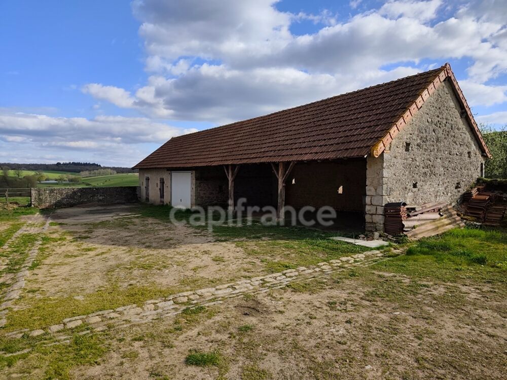 Ancienne ferme 114 m2 avec dépendances SAINT AUBIN EN CHAROLLAIS (71)