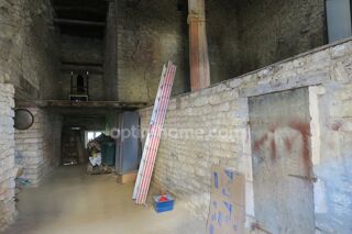  Remise / Grange à vendre 3 pièces 250 m² Mercy le bas