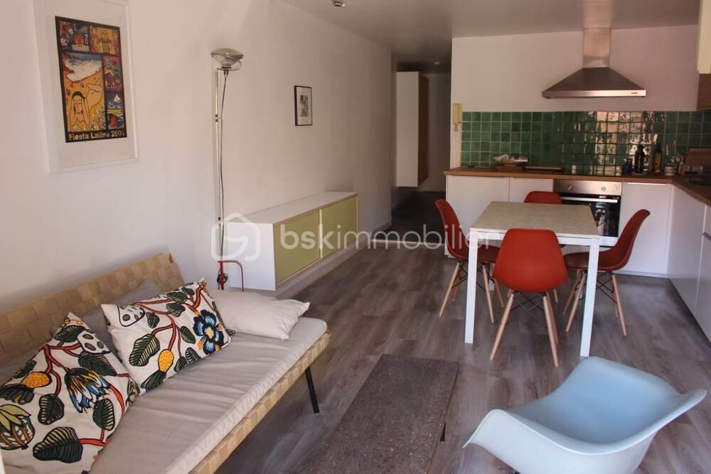 Vente Appartement Sète, à 2 pas des Halles, T2 + mezzanine d'une suface utile de 66 m². Possibilité 8 couchages Sete