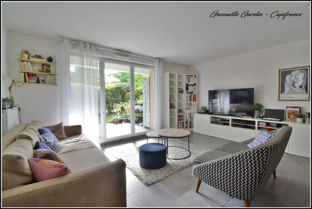 LE HAILLAN - Appartement 4 pièces 94 m² avec terrasse, jardin et parkings