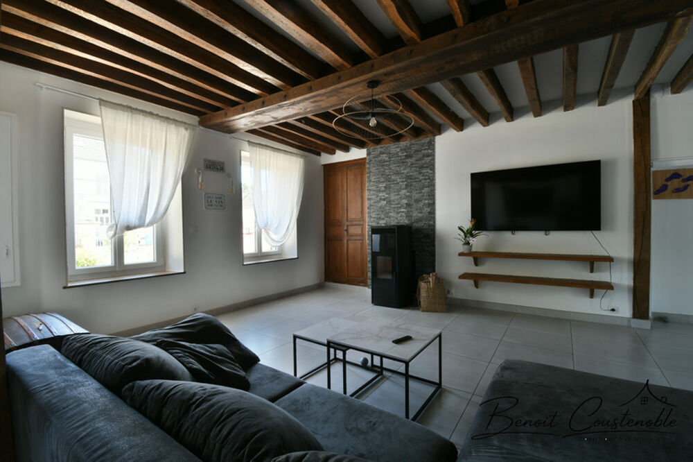 Vente Maison Maison à vendre de 188 m ²- 3 chambres à LABORDE commune de AUXERRE (89) - Terrain 1 740 m² - avec dépendances Auxerre