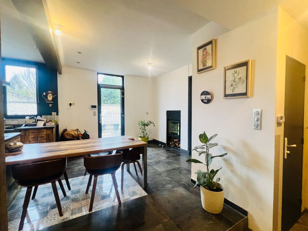 Maison centre ville avec piscine et grange 145m²