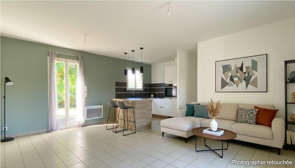 EXCLUSIVITÉ Plain-pied 97 m², 3 chambres, garage et terrain clos de plus de 1 000 m² à 5 min de Montpon-Ménestérol