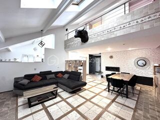  Maison � vendre 8 pi�ces 265 m�