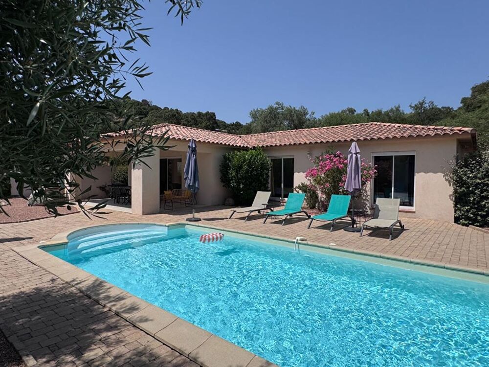 À quelques minutes de Saint-Cyprien